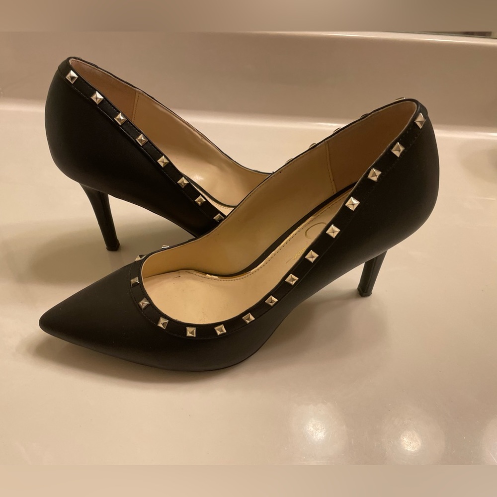 Jessica Simpson Black Gold-tone Heels size 9.5 women’s
